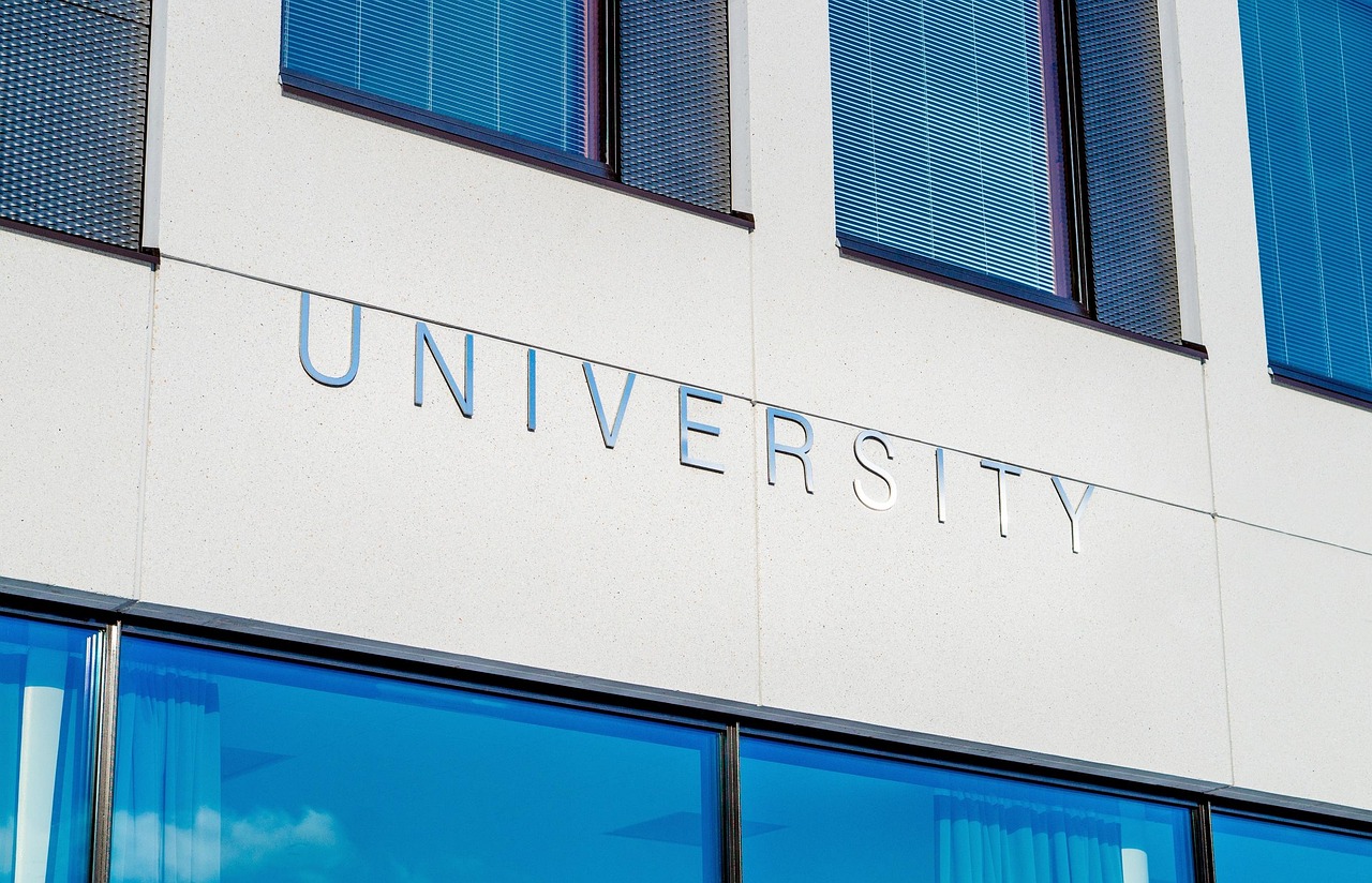 鹤壁有哪些大学〃鹤壁有哪些大学或者大专